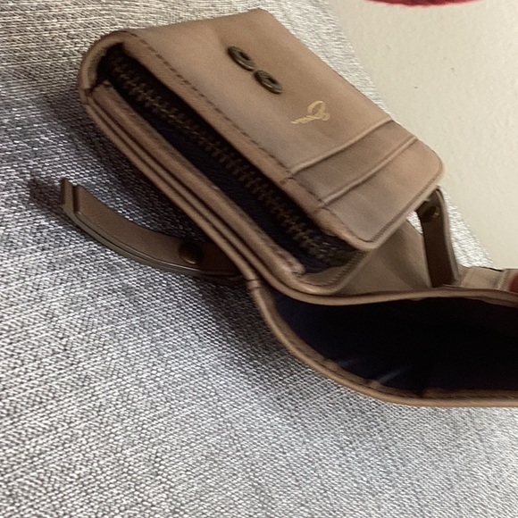 Bosca leather wallet - Picture 5 of 15